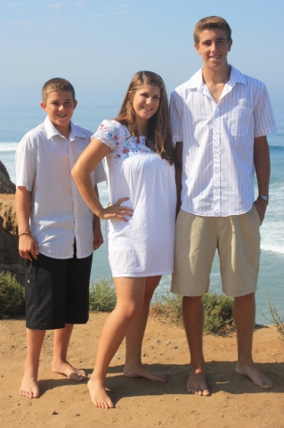 CeCe Diane DeWeeses children: 
Marshall 18, Bailey 17, Connor 15
Beautiful San Diego